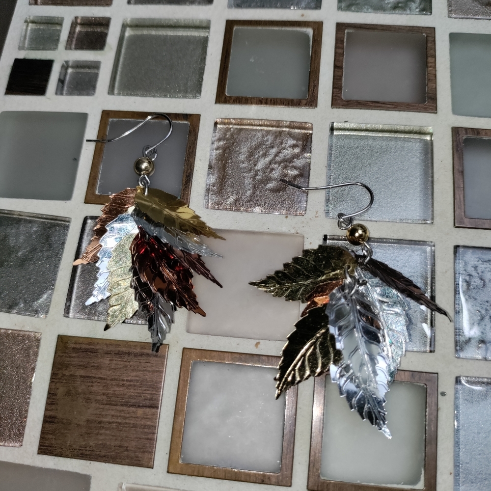 Lightweight Leaf earrings-$5 add on